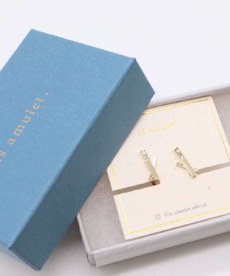 ゴールドクロスバーイヤリング