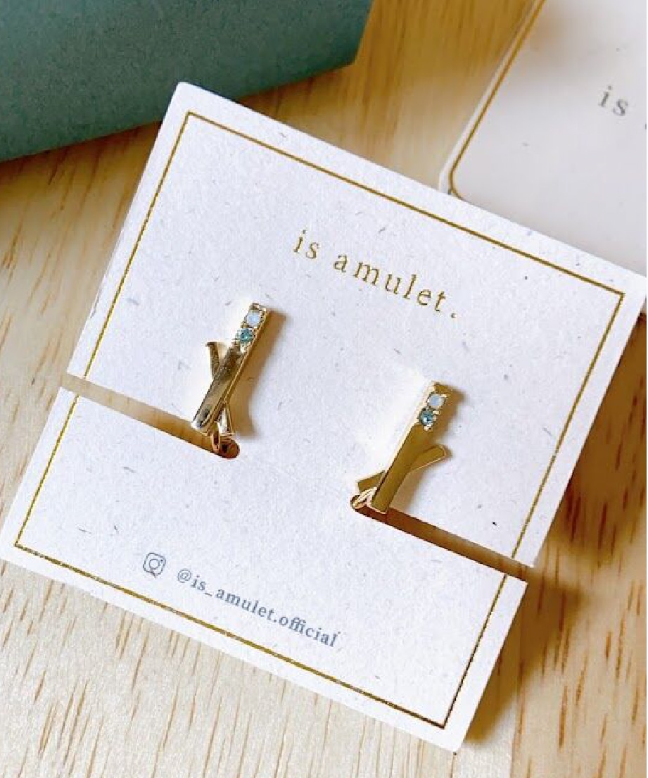 ゴールドクロスバーイヤリング