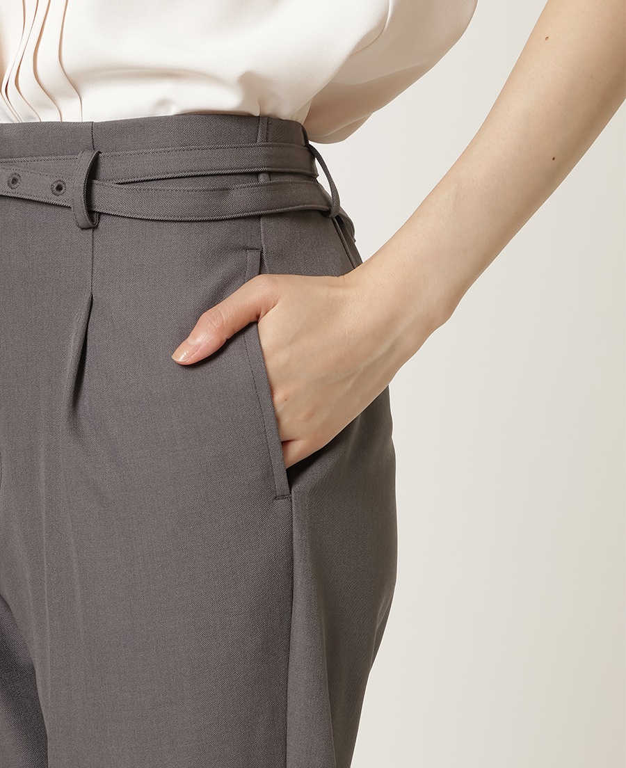 ベルト付きタックパンツ