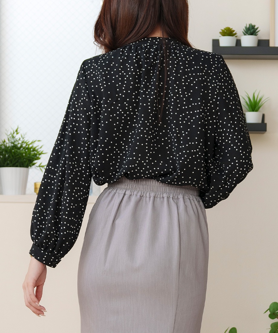ドットマルチWAYブラウス