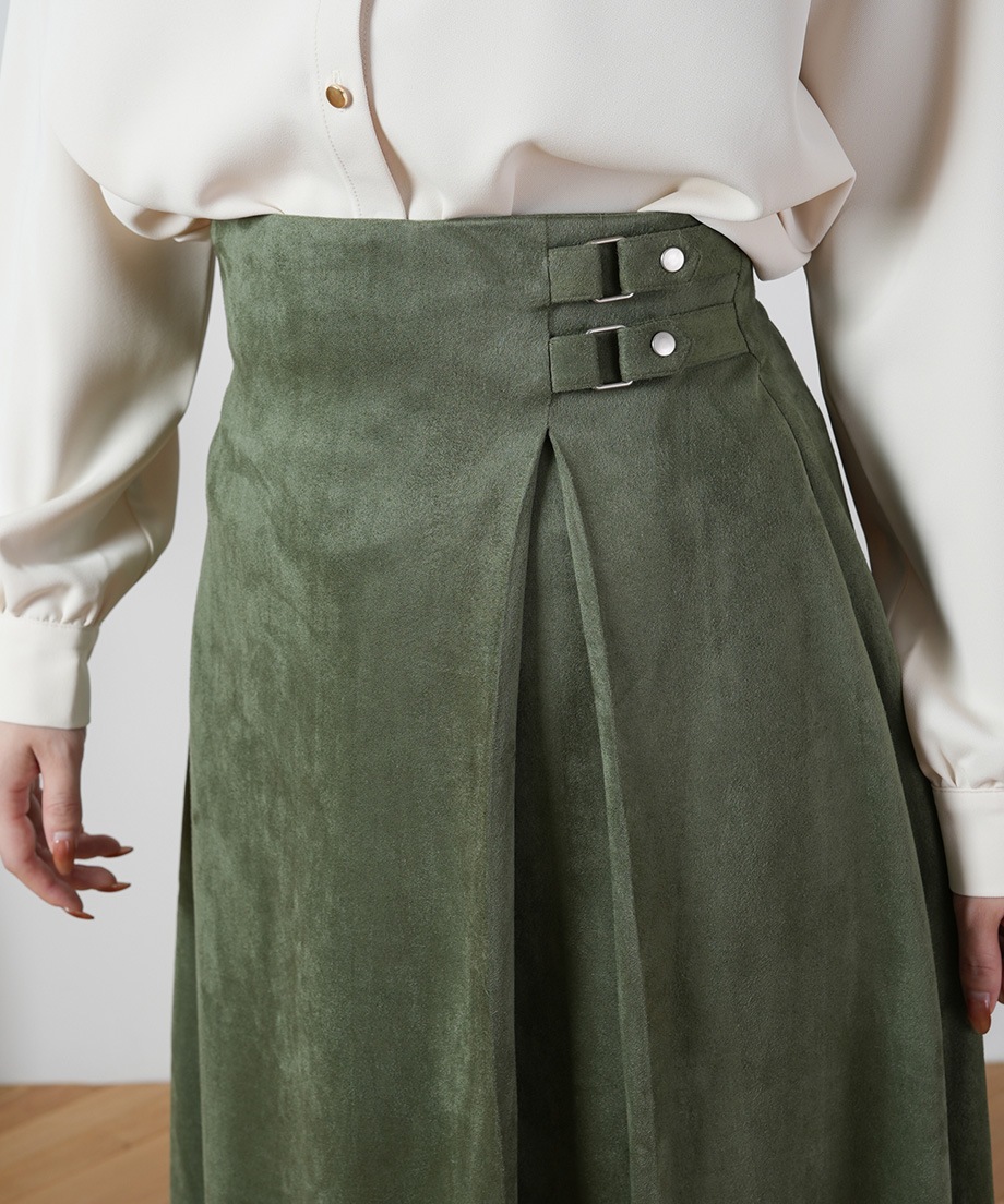 サイドベルトスカート