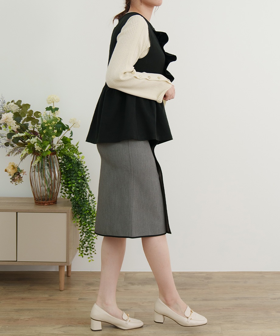 ウーリッシュアシメフリルペプラムベスト