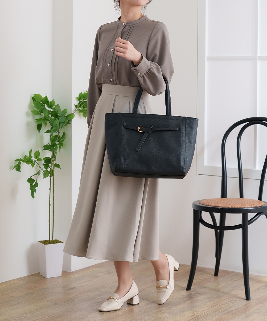 2025SS スクエアバッグ