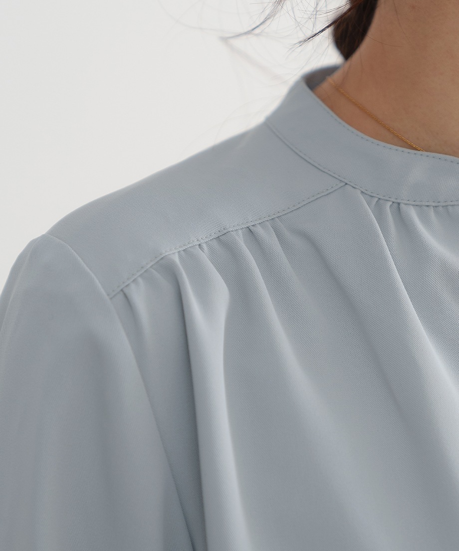 キーネックブラウス（2025SS)