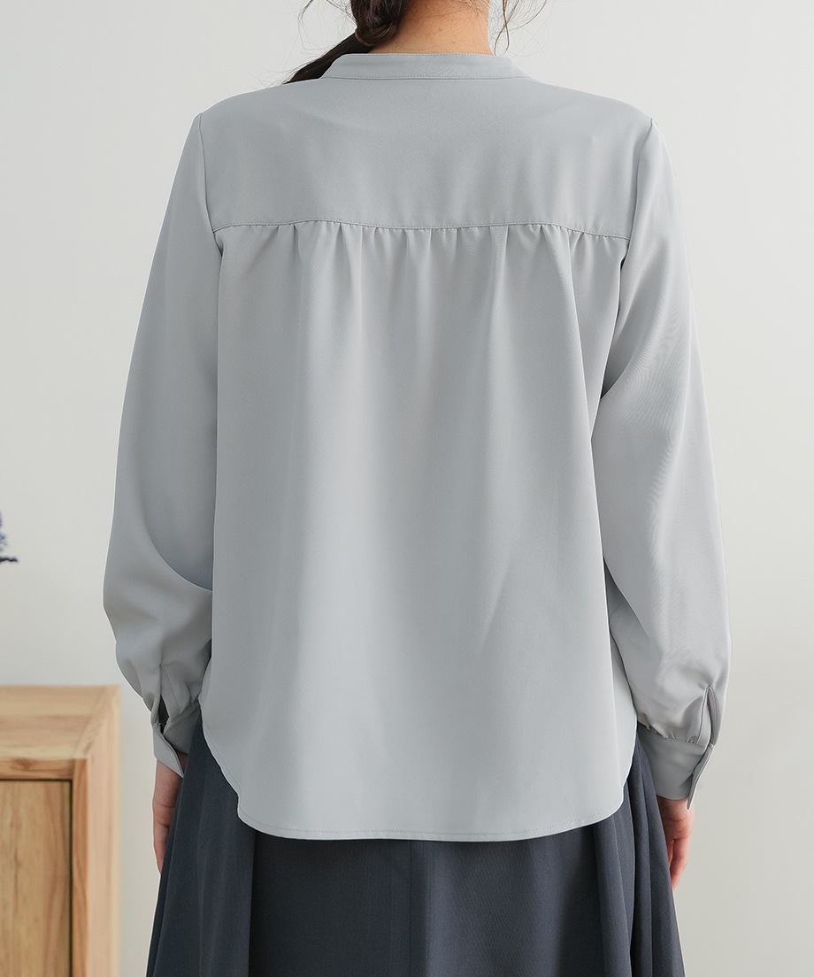 キーネックブラウス（2025SS)