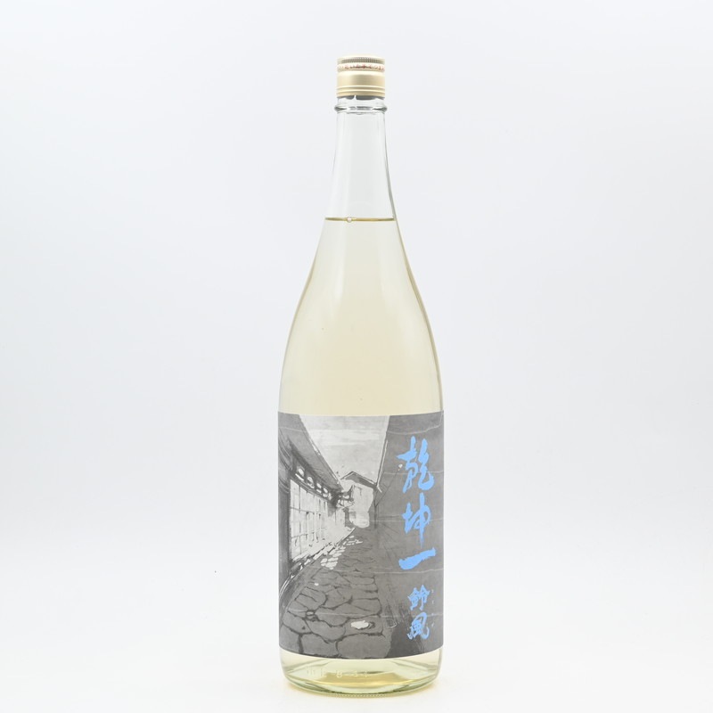 乾坤一 純米吟醸 鈴風 1.8L