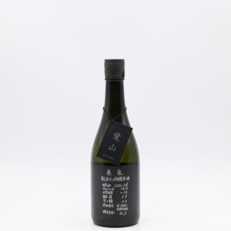 亀泉 純米大吟醸原酒 CEL-24 愛山 720ml【箱入り】
