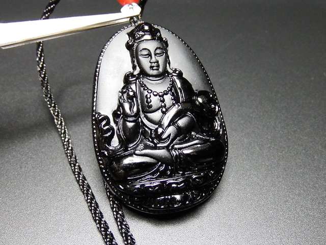厄除け』天然石超大オブシディアン観音菩薩精工彫りネックレス
