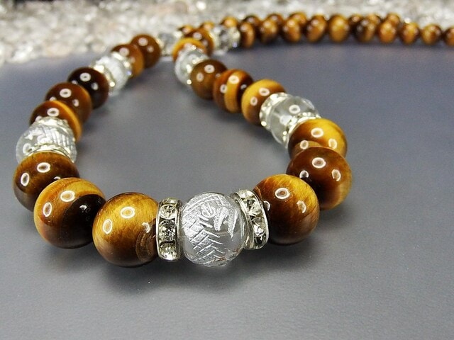 R60-タイガーアイとクリスタルのアクセサリーセット R60-タイガーアイとクリスタルのアクセサリーセット