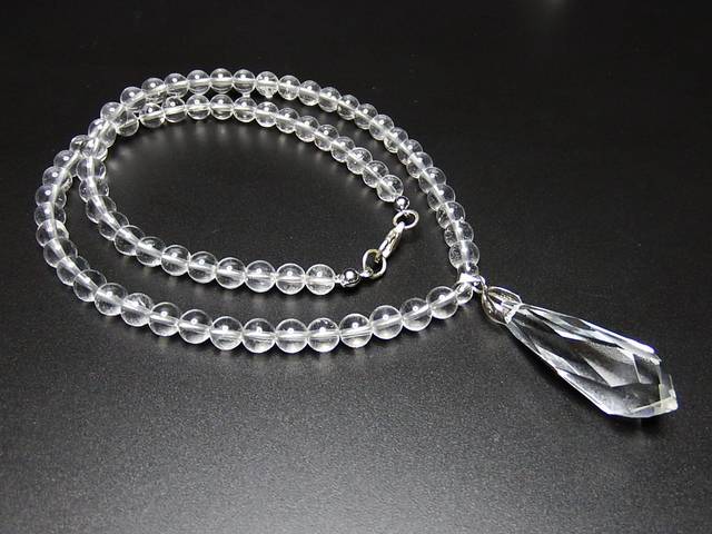 水晶ネックレス クリスタル(水晶）ネックレス 箱セット ガンメタチェーン | iichi 日々