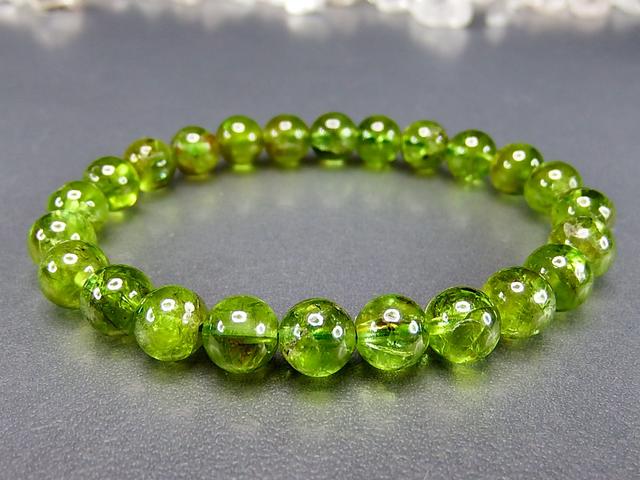 黄金の宝石高級天然石ペリドット約7mm強ブレスレット8月誕生石石