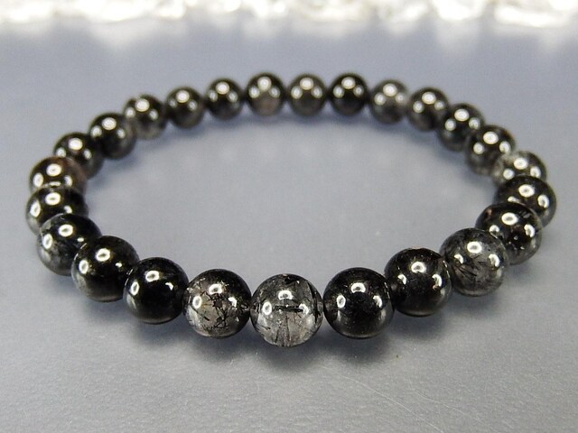 満針ブラックルチルクォーツ約7mm前後ブレスレット天然石仕事運まよけ