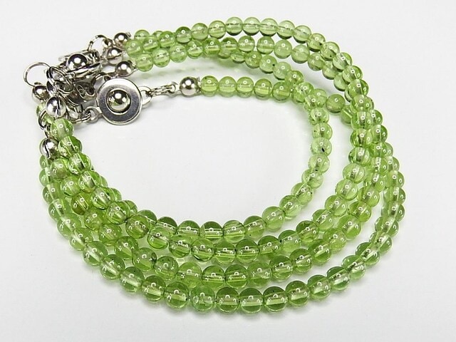 天然石 緑色 ペリドット！ブレスレット！この大きさ！そこら辺には