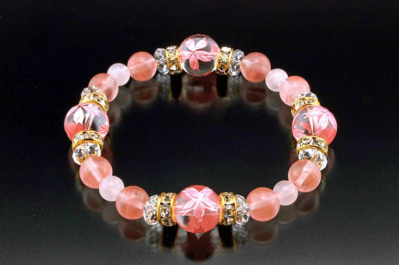 ��Ħ�ž塦�������㥹������֥쥹