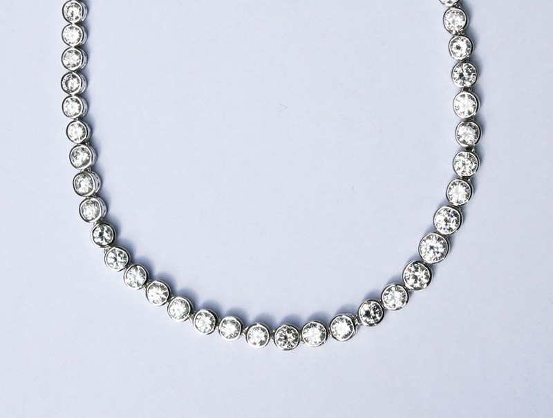 ����ޥ˥������ꡡ�ƥ˥��ͥå��쥹