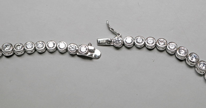 ����ޥ˥������ꡡ�ƥ˥��ͥå��쥹