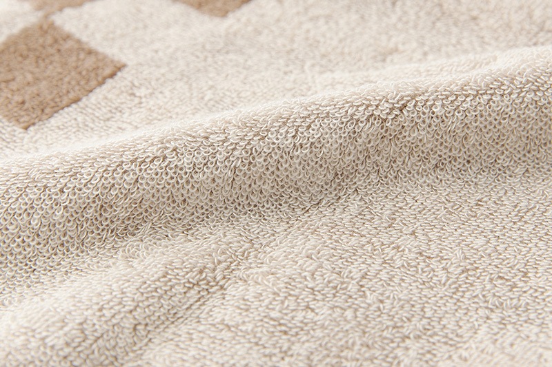 �ƥ����󡡥��쥤�ե����������롡4����