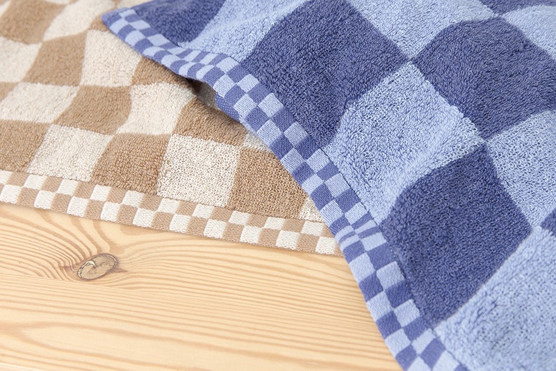 �ƥ����󡡥��쥤�ե����������롡4����