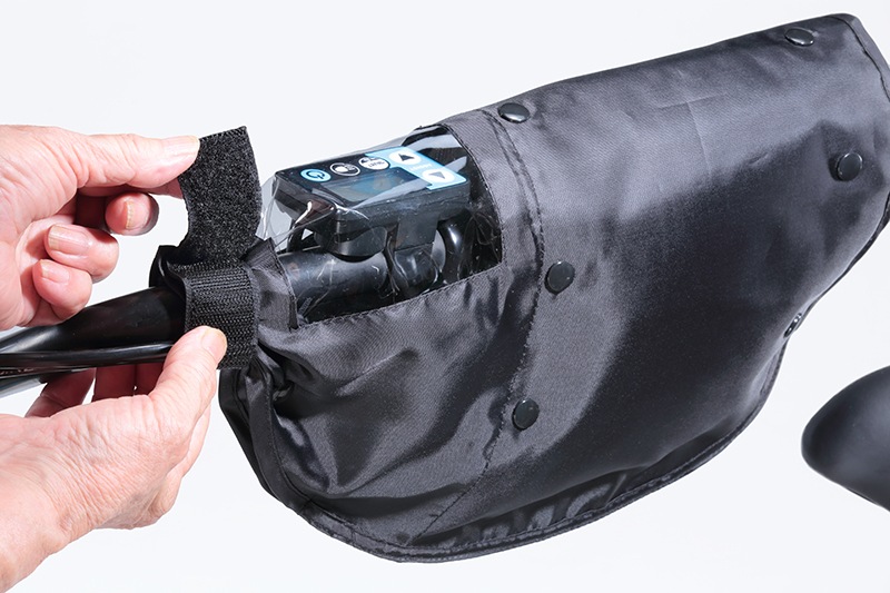 �����륷�����󡡥ϥ�ɥ륫�С�