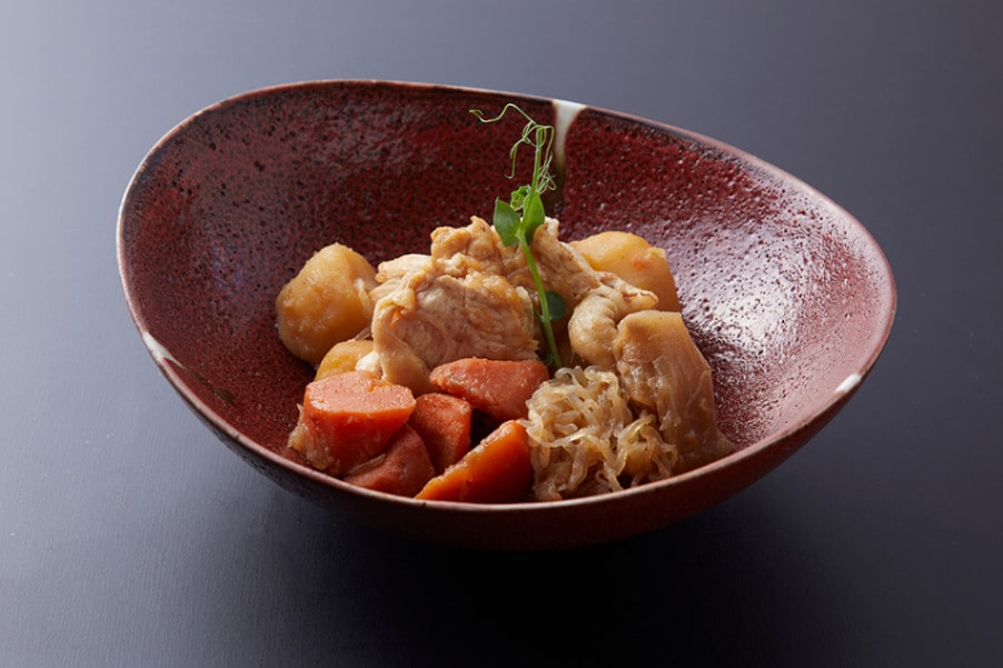 大和肉鶏の鶏肉じゃが