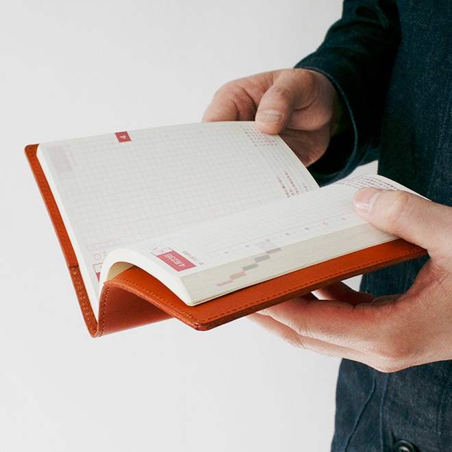 【切り目・栃木レザー】手帳カバー A6 革 手帳 ノートカバー A6 正寸 本革 レザー カバー 名入れ 対応 日本製 手作り / 等 A6 サイズの 手帳 ノート に対応 手帳カバー オーダー 革 スケジュール帳 2025  [kc01]