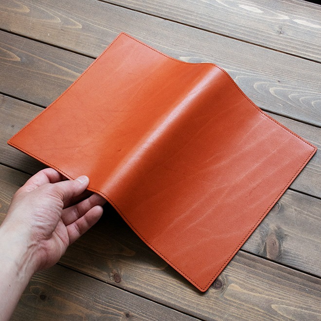 【切り目・栃木レザー】手帳カバー A5 革 手帳 ノートカバー A5 正寸 本革 レザー カバー 名入れ 対応 日本製 手作り / 等 A5 サイズの 手帳 ノート に対応 手帳カバー オーダー 革 スケジュール帳 2025  [kc01]