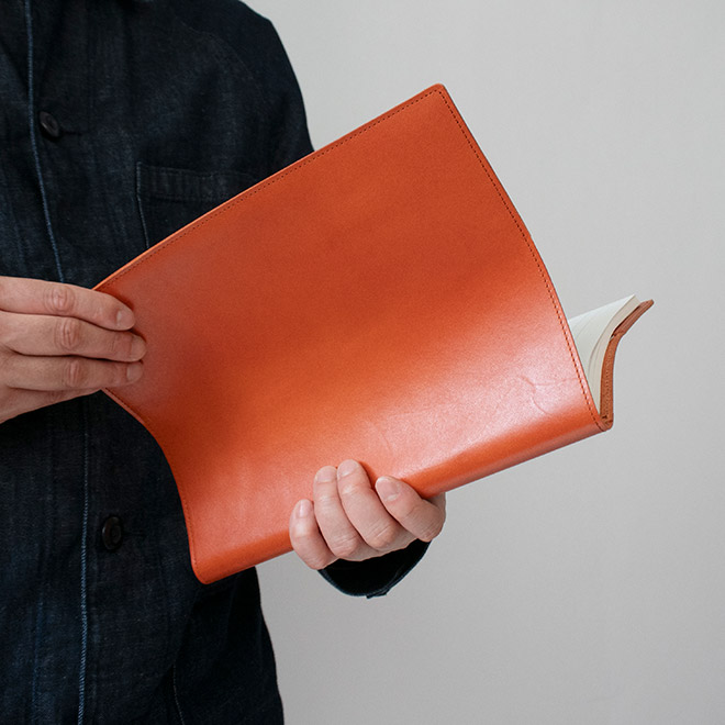 【切り目・栃木レザー】ノートカバー B5 / セミ B5 手帳カバー 本革 ノート カバー b5 革 レザー カバー B5正寸 または セミB5（キャンパスノート等） おしゃれ / 日本製 手作り 名入れ 対応 手帳カバー オーダー 革 スケジュール帳 2025 [kc01]