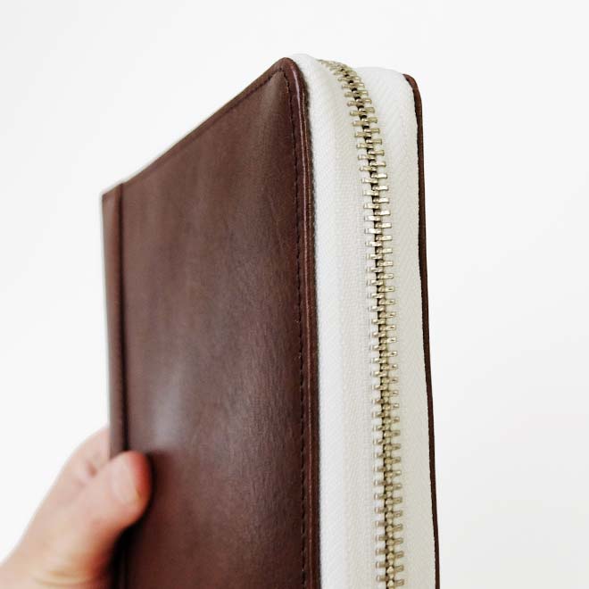 【ファスナー】 クオバディス エグゼクティブ 手帳 カバー 【栃木レザー】QUOVADIS Executive Time&Life タイムアンドライフ 16×16 / 日本製