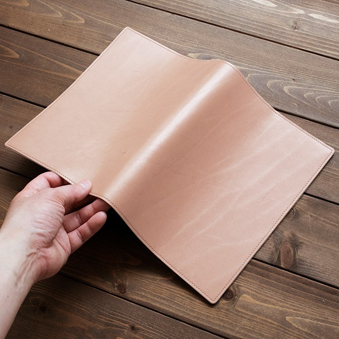 【切り目・素ヌメ革】手帳カバー A5 革 手帳 ノートカバー A5 正寸 本革 レザー カバー 名入れ 対応 日本製 手作り / 等 A5 サイズの 手帳 ノート に対応 手帳カバー オーダー 革 スケジュール帳 2025  [kc01]