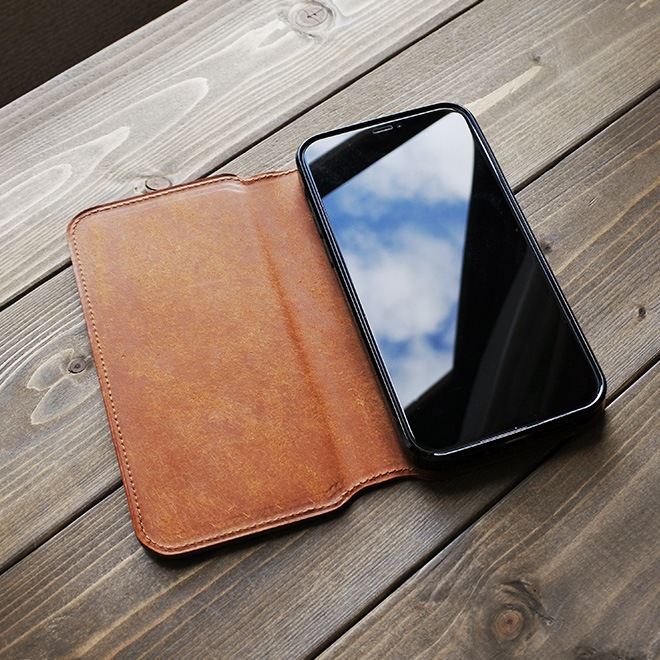 【切り目】iPhone ケース 手帳 本革 【プエブロレザー】 （対応機種：8～17シリーズ、SE２，３、Air）[sp11]