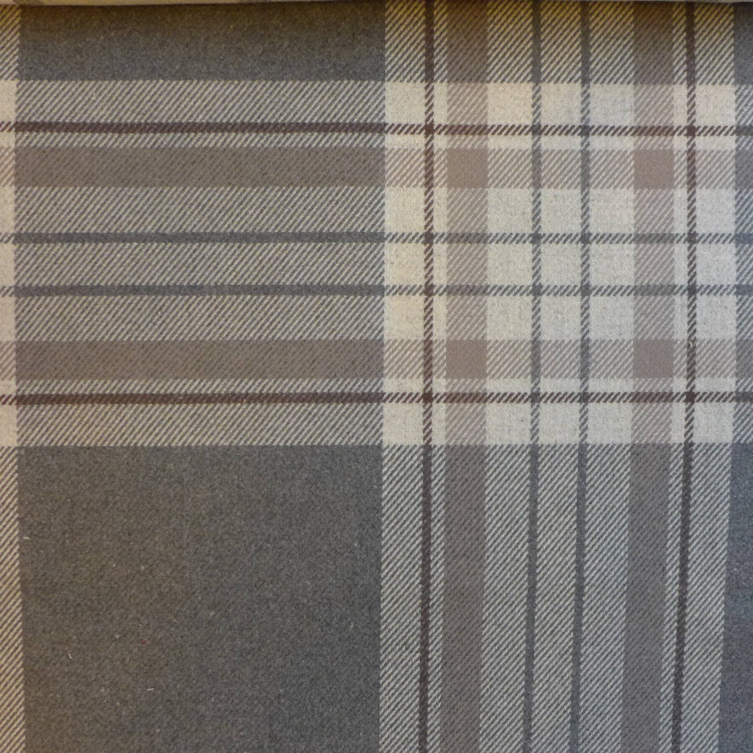 Glenmore F0949-04 (Flannel)