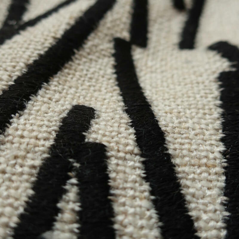 REYES ebony (L9236-03)