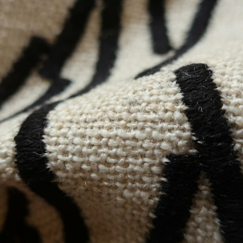 REYES ebony (L9236-03)