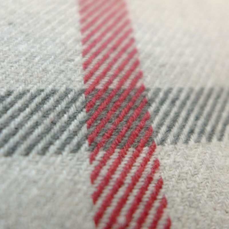 Aviemore F0947-08 (Red)