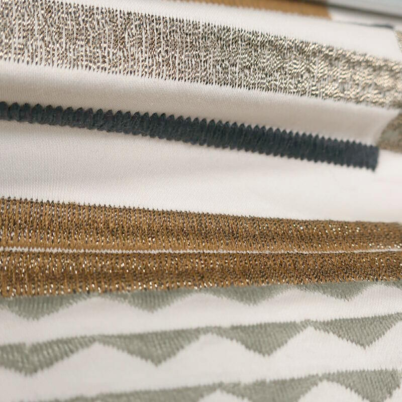 HILLSIDE Gold (L9368-01)