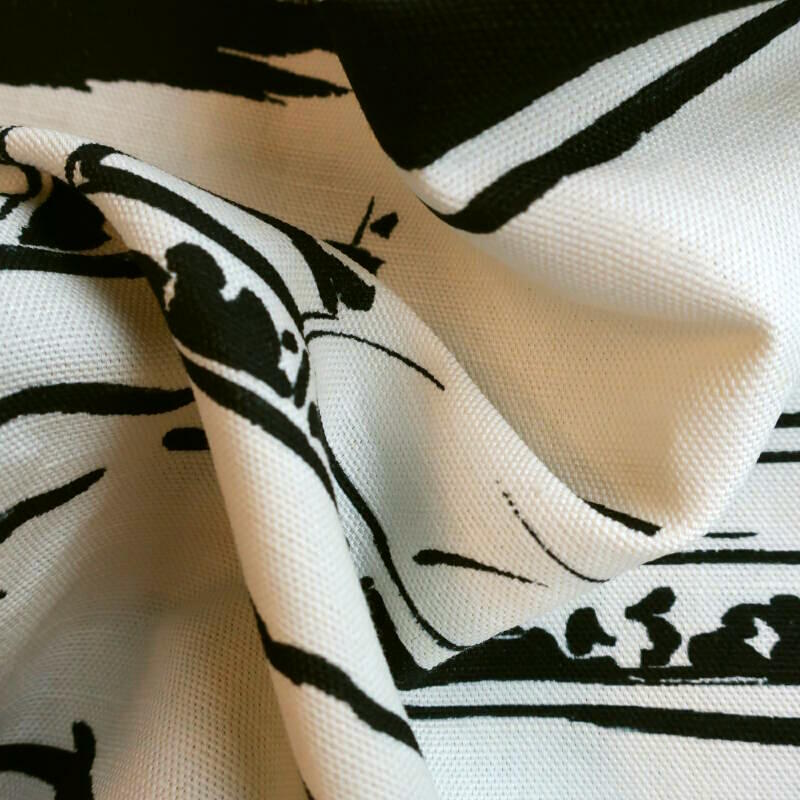 LA PARISIENNE Noir et Blanc (04911/01)