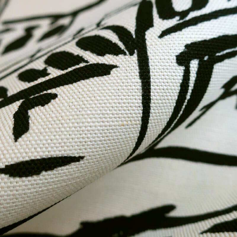 LA PARISIENNE Noir et Blanc (04911/01)