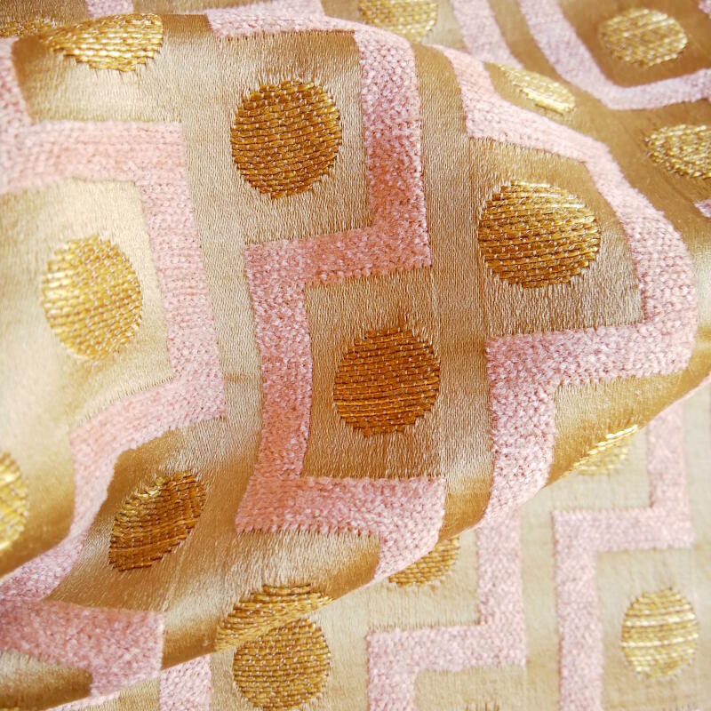 OPIO rose (M4014-07)