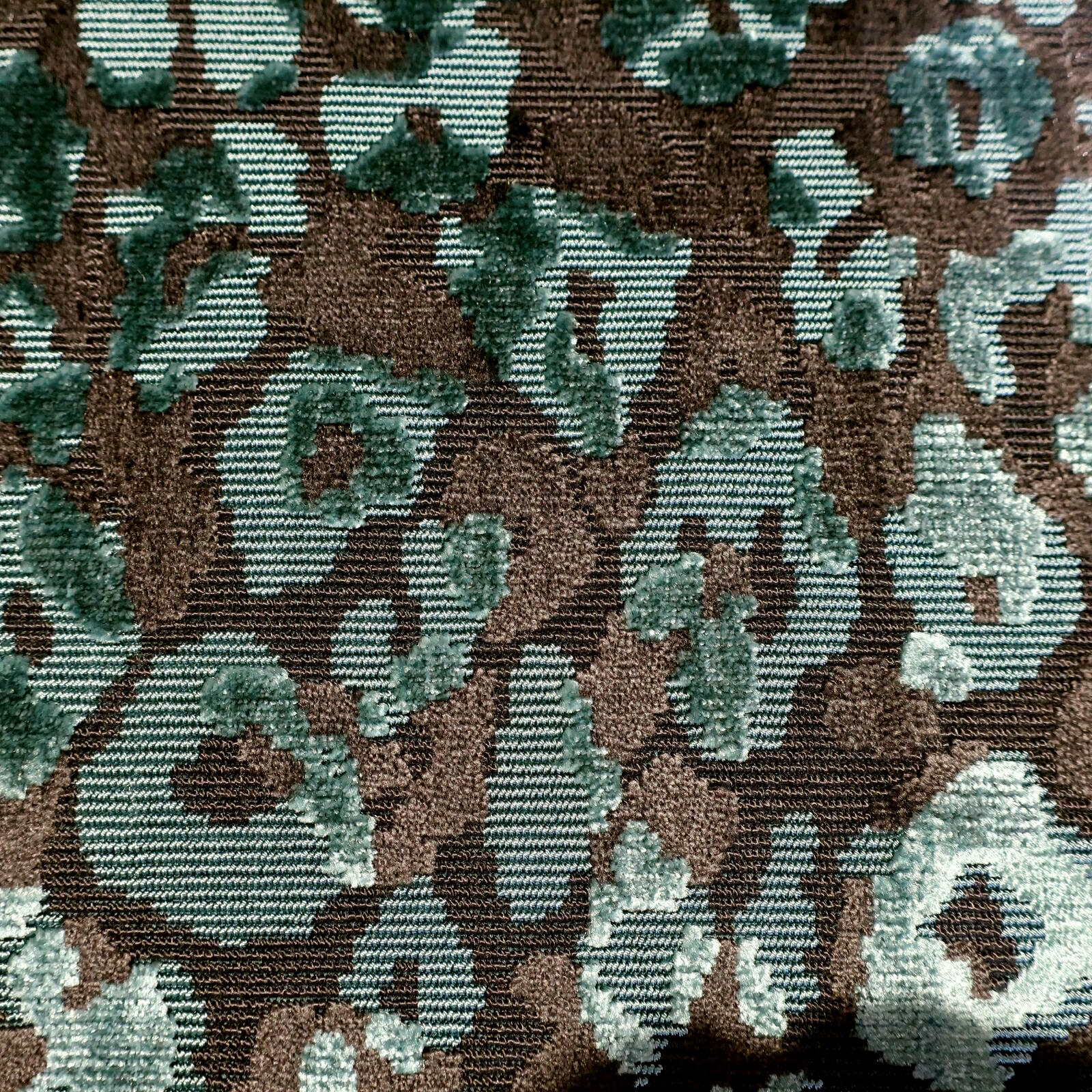 Trixie Jade (8001/04)