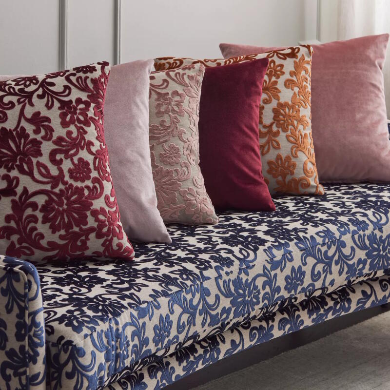 Vivaldi Scarlet