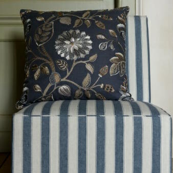 Waltham Stripe Navy (F4519-02)