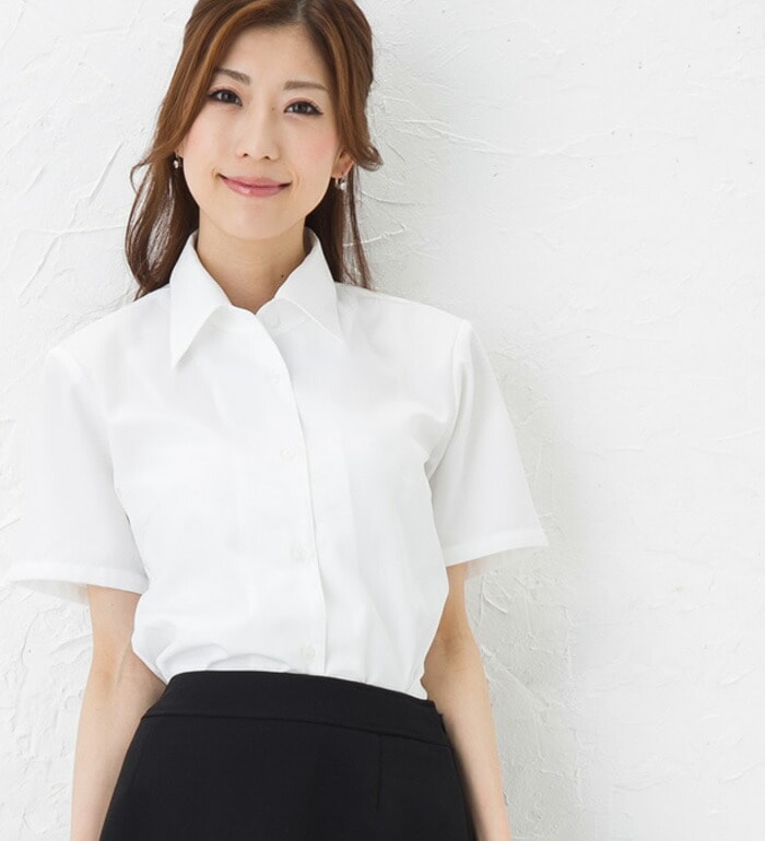 とびっきりニート半袖ブラウス レディース ♪ リボンなし   通勤 事務服 企業制服 オフィスユニフォームにもおすすめ！ オフィス 会社    ユニホーム おしゃれ 衣職自由 ファッション ビジネス オフィス シャツ 半袖 秋 清楚 服 仕事用 フォーマル