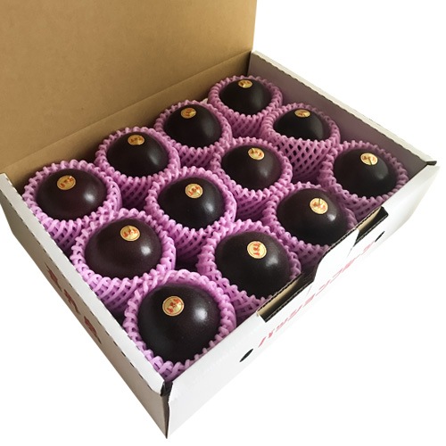 ［優品］パッションフルーツ［サマークイーン］[箱入り]（約1キロ＜12玉＞）【自社生産】【送料無料（一部地域を除く）】