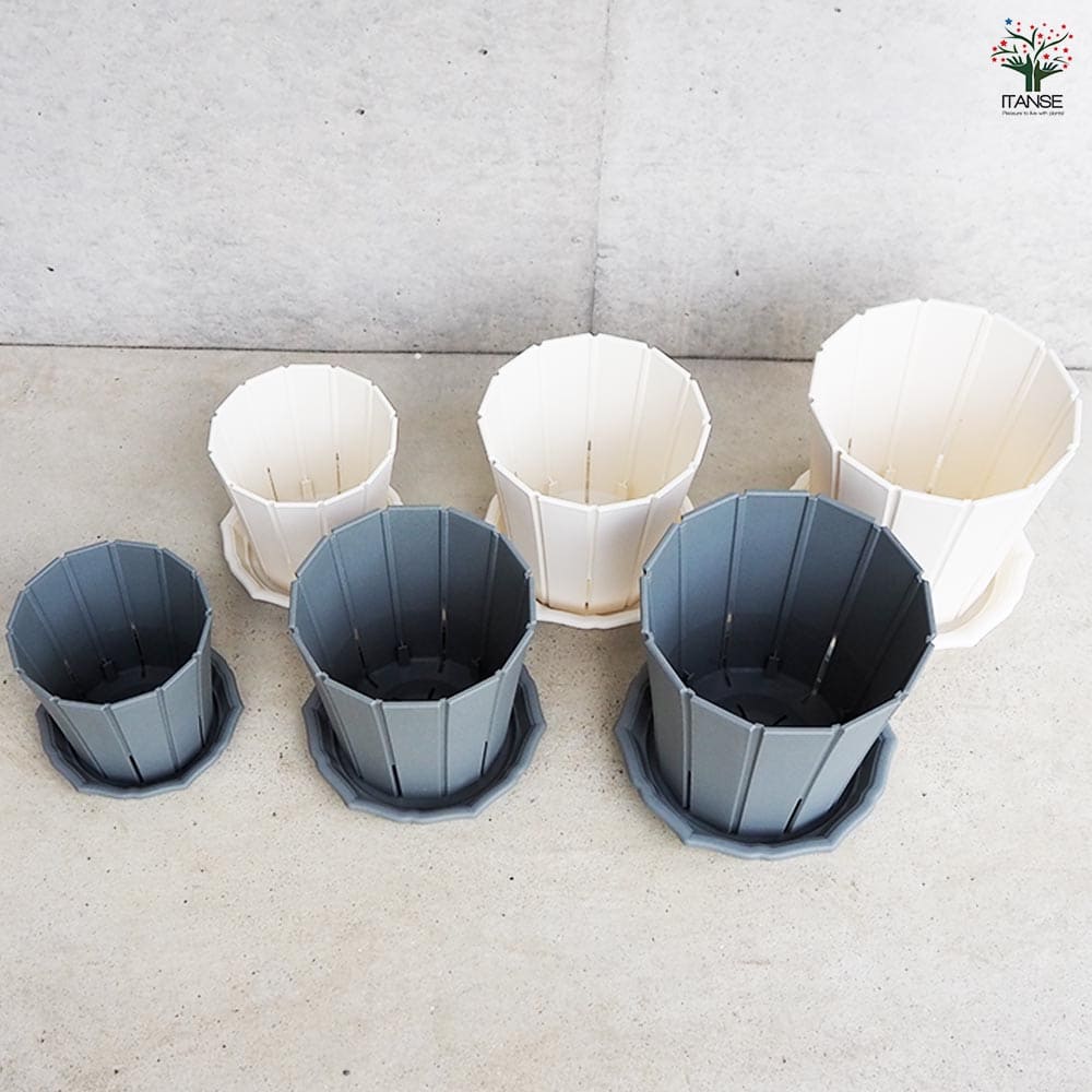 植木鉢 スリットオアシス【スリット穴の目立ちにくさを考えて作られた