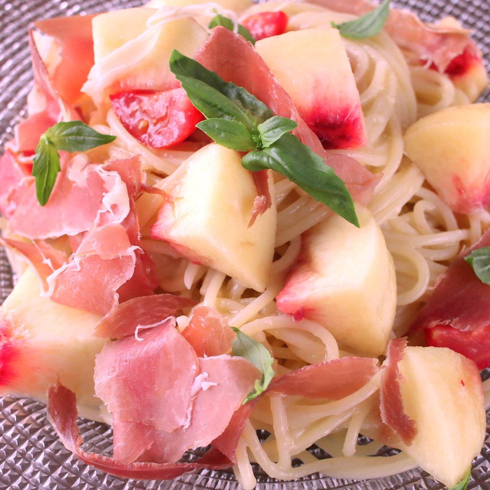 桃の苗木 あかつき【果樹苗 接木苗12～15cmポット／1個】