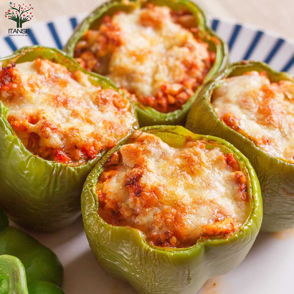 ピーマンの苗 王様ピーマン2個 すずなりピーマン2個 合計4個セットの苗【野菜の苗 10.5cmポット 自根苗／4個セット】