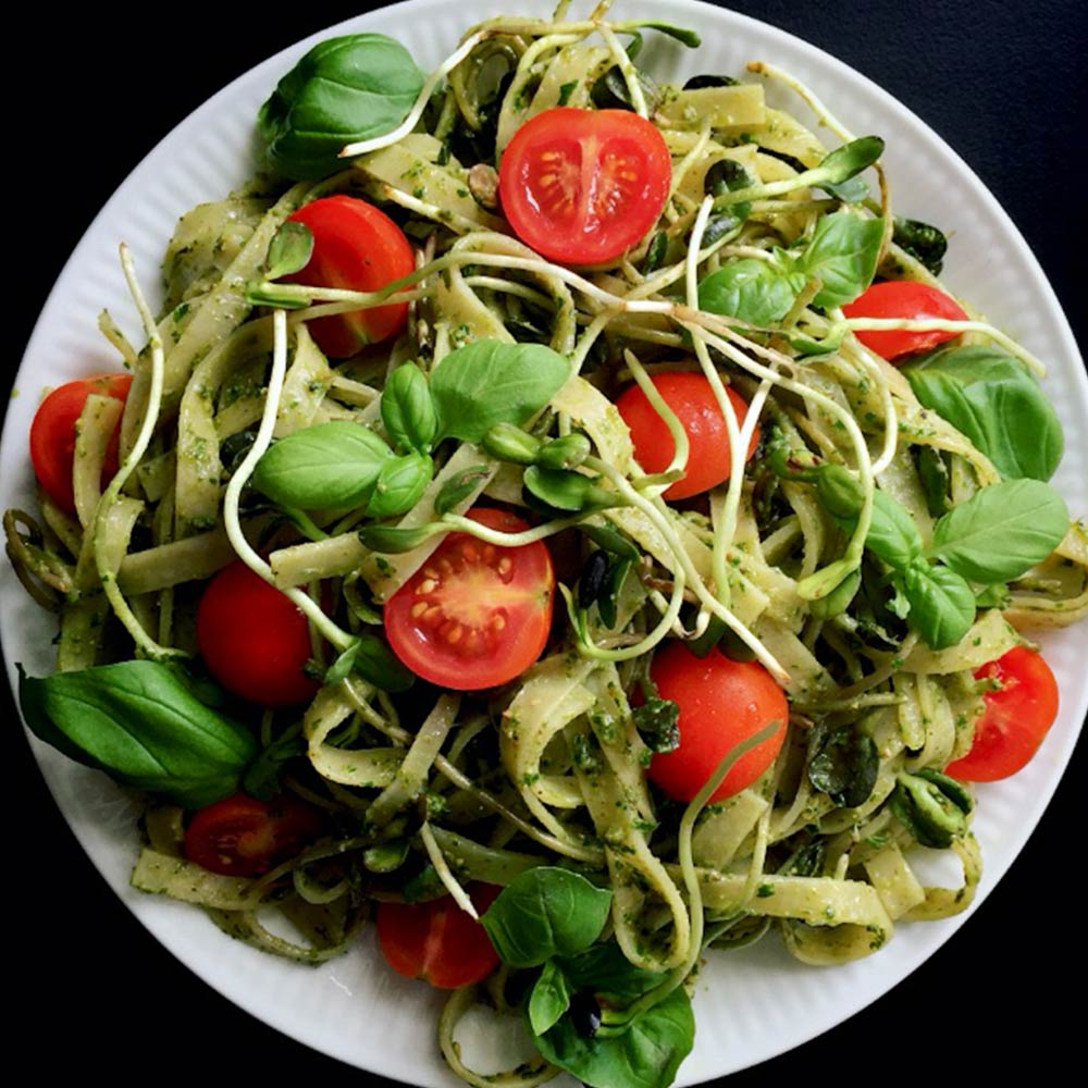 トマト大王 スタンディングタイプ(支柱いらずで楽々多収穫!NEWタイプミニトマト)2個~【9cmポット自根苗】