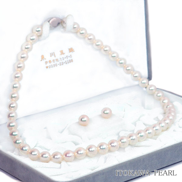 あかねこ様3❤️貫通穴、綺麗〜あこや真珠白8球、黒12