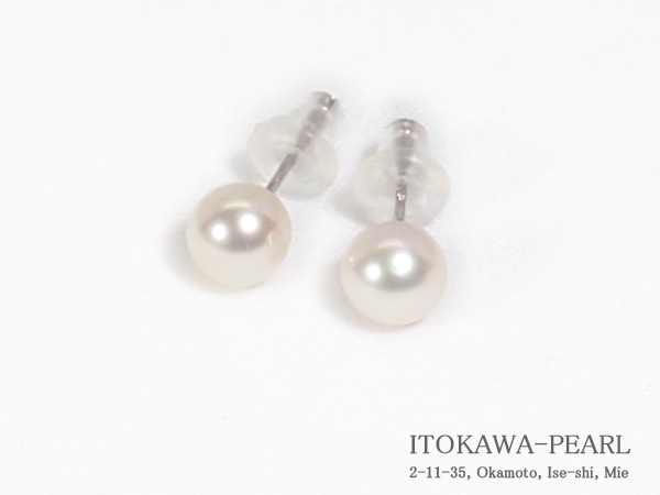 あこや真珠ピアス＜5.6mm＞スタッド・K14WG PE-7653 | 真珠ピアス,真珠