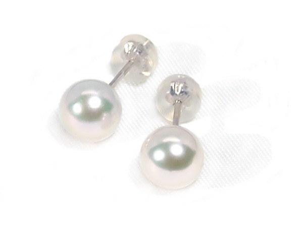 花珠真珠 あこや真珠ピアス＜7.5mm＞スタッド・K14WG 鑑別書付 PE-7339